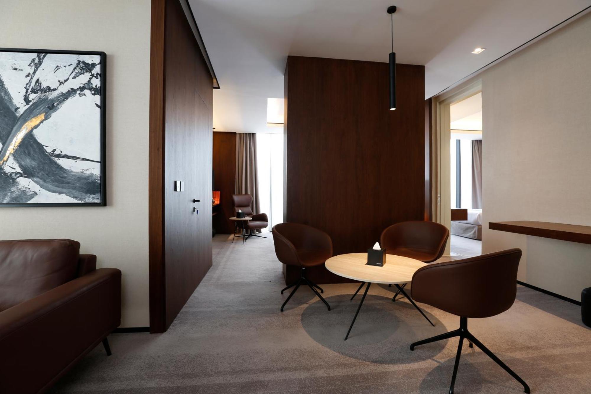 Alma Hotel Riyadh Bagian luar foto